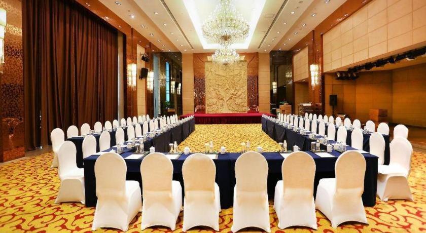 Shenyang Haiyun Jinjiang International Hotel Exterior foto