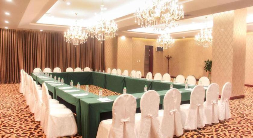 Shenyang Haiyun Jinjiang International Hotel Exterior foto